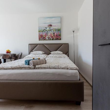 Aliz Apartman Miskolc Exteriör bild